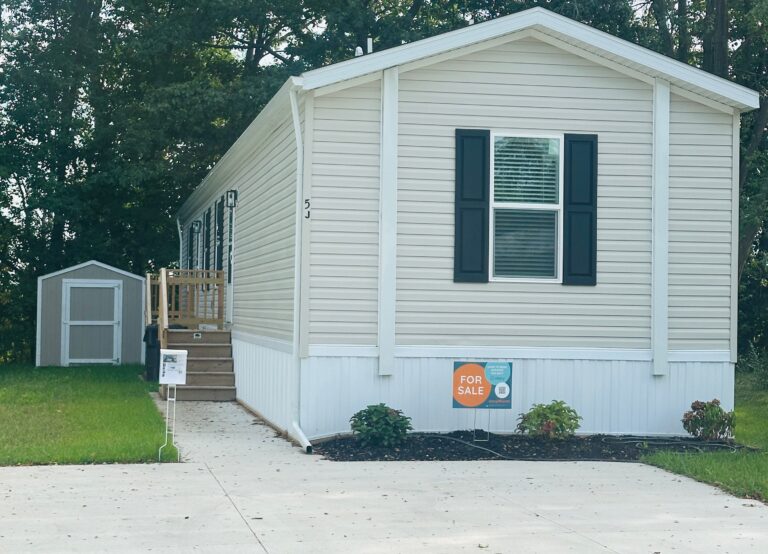 Photograph of 321 Road